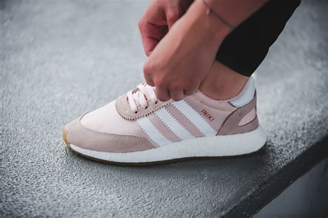 adidas iniki women